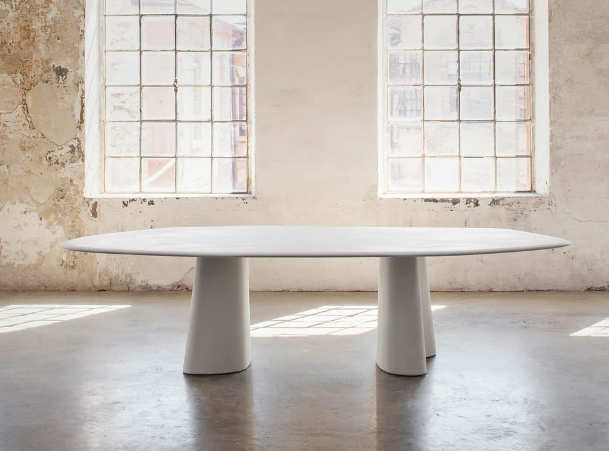 MIDJ Organic dining table, 300 × 130 cm